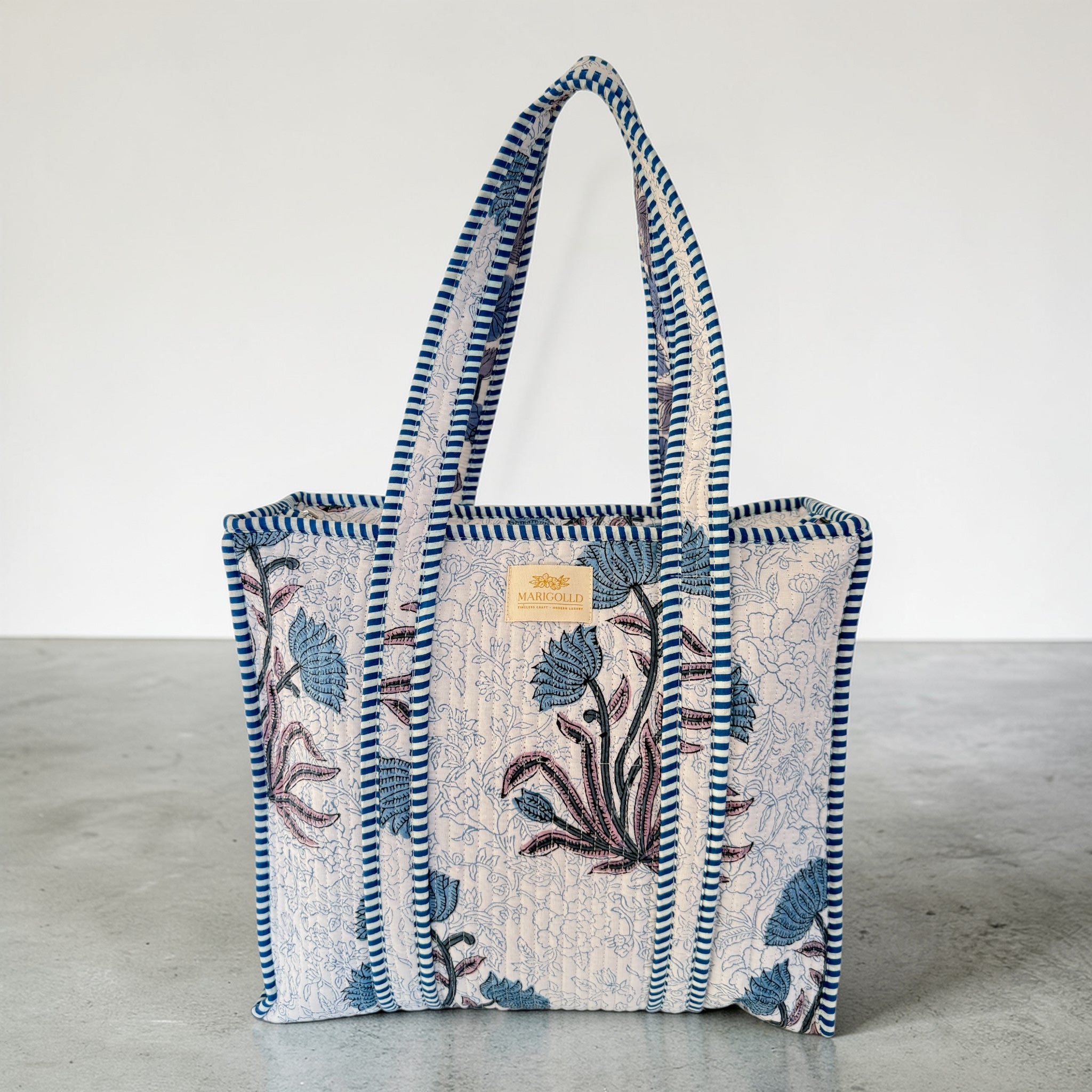 Blue Blush Tragetasche Medium